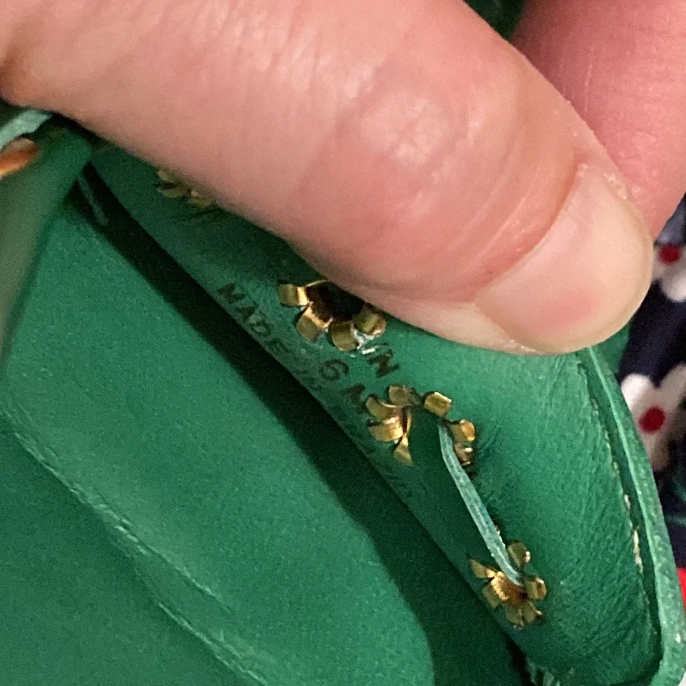 MICHAEL KORS GREEN LOAFERS. SIZE 6. THIS GREEN💚💚 NWOT - Picture 9 of 11